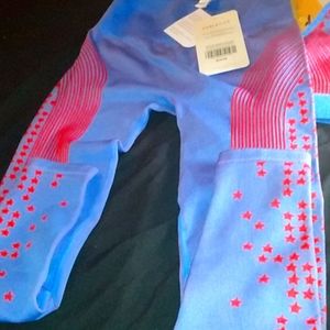 High waisted seamless star capri .. and bra